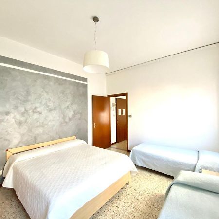 Euroresidence - Piazza Mazzini- 30 Mt Dal Mare - Immobil Relax Lido di Jesolo Exterior foto